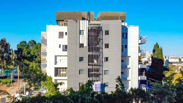 פרויקט חיפוי מבית פסאדטק - ארלוזורוב 56, חולון